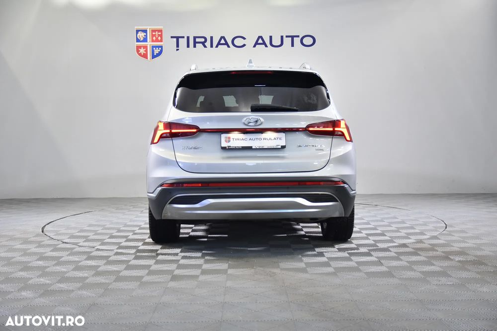 Hyundai Santa Fe - 4