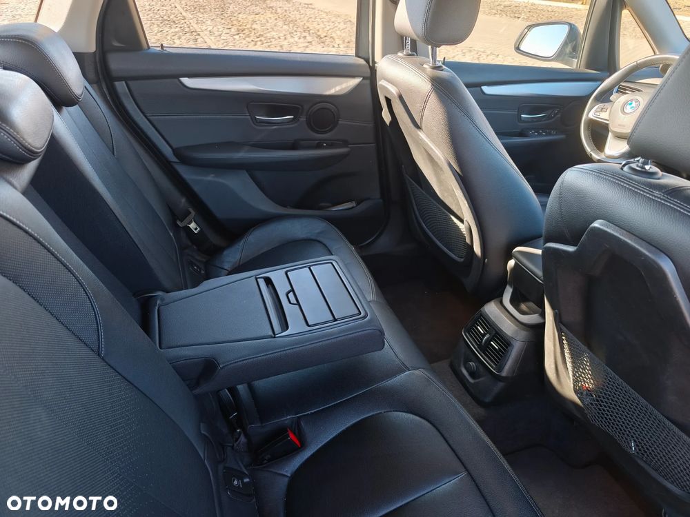 BMW Seria 2 218d Luxury Line - 15