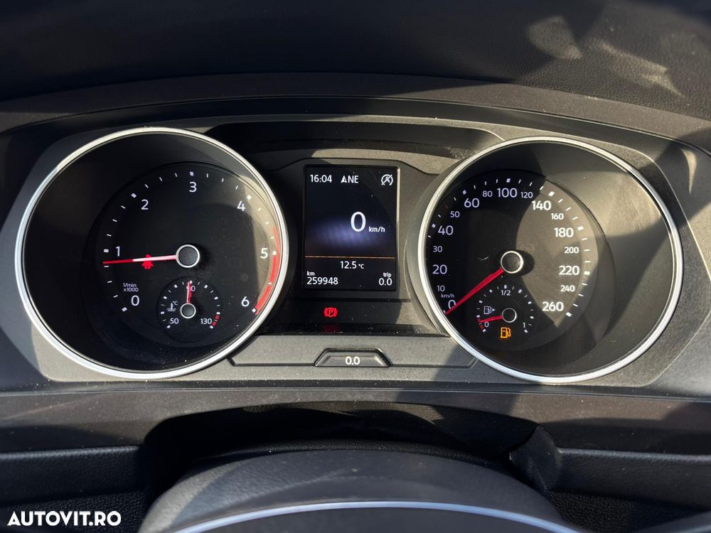 Volkswagen Tiguan 2.0 TDI SCR 4MOTION BlueMotion Technology Comfortline - 17