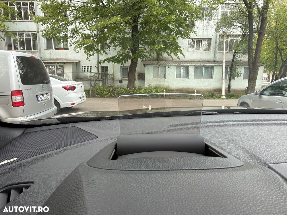 Mitsubishi Eclipse-Cross - 24