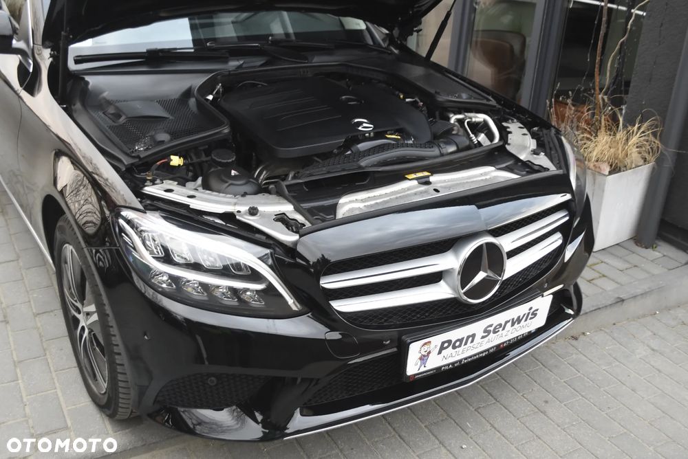 Mercedes-Benz Klasa C 180 Business Edition 9G-TRONIC - 17