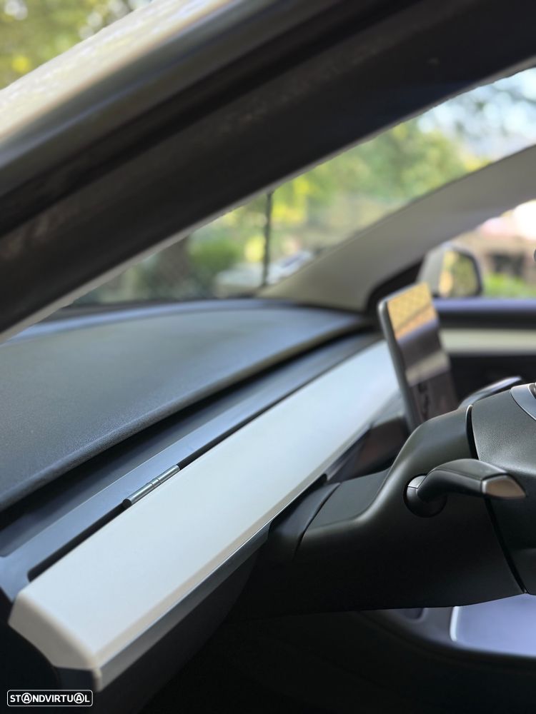 Tesla Model 3 Standard Range Plus RWD - 11