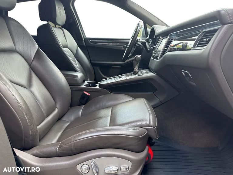 Porsche Macan 3.0 PDK S - 12