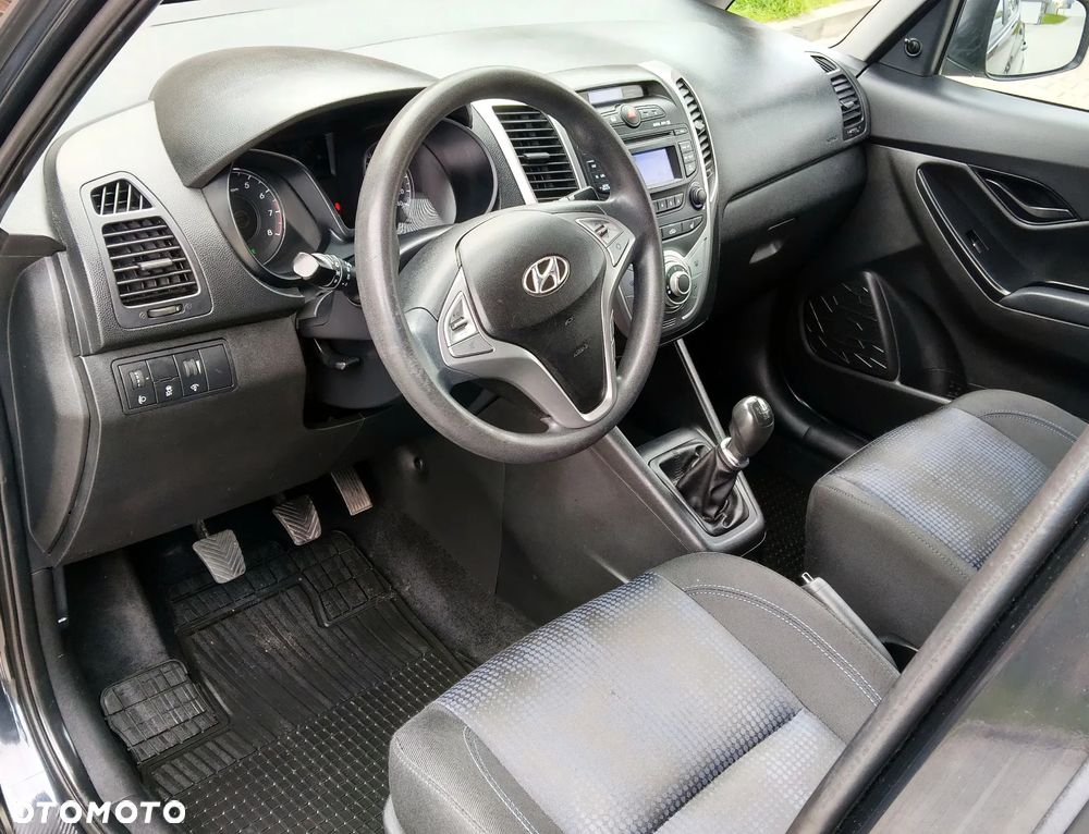 Hyundai ix20 1.4 blue Comfort - 12