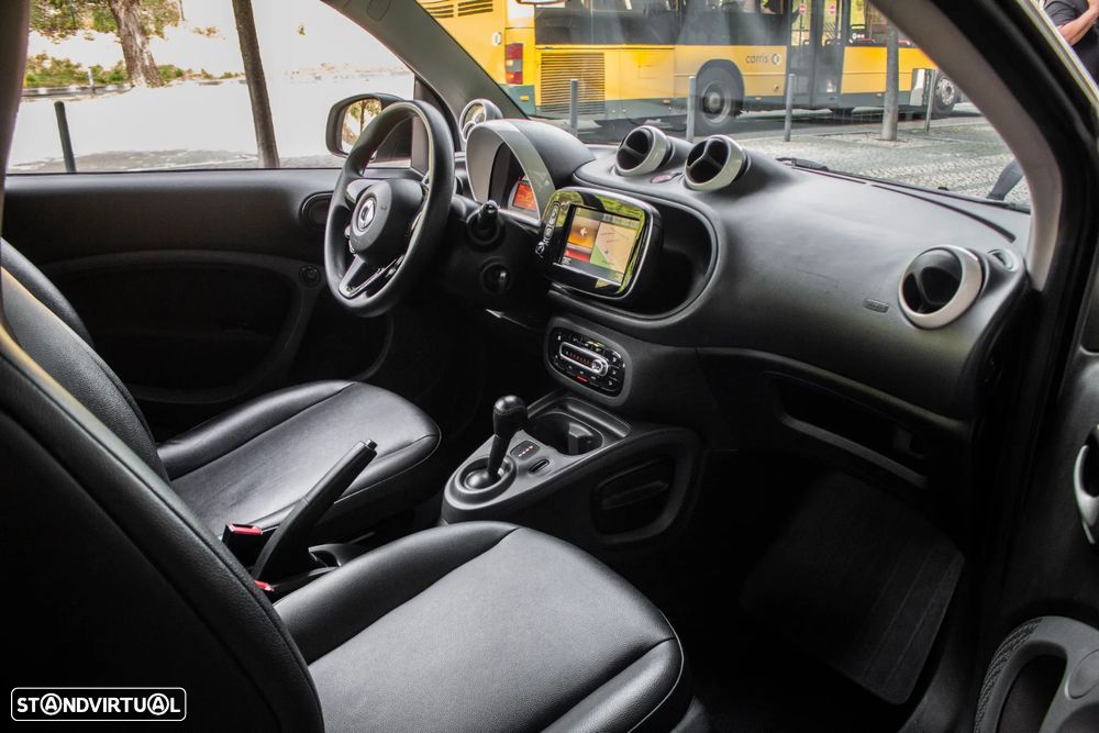Smart ForTwo Coupé EQ - 24