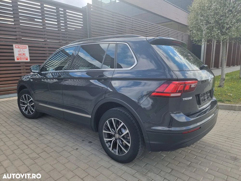 Volkswagen Tiguan 2.0 TDI 4Mot DSG Comfortline - 4