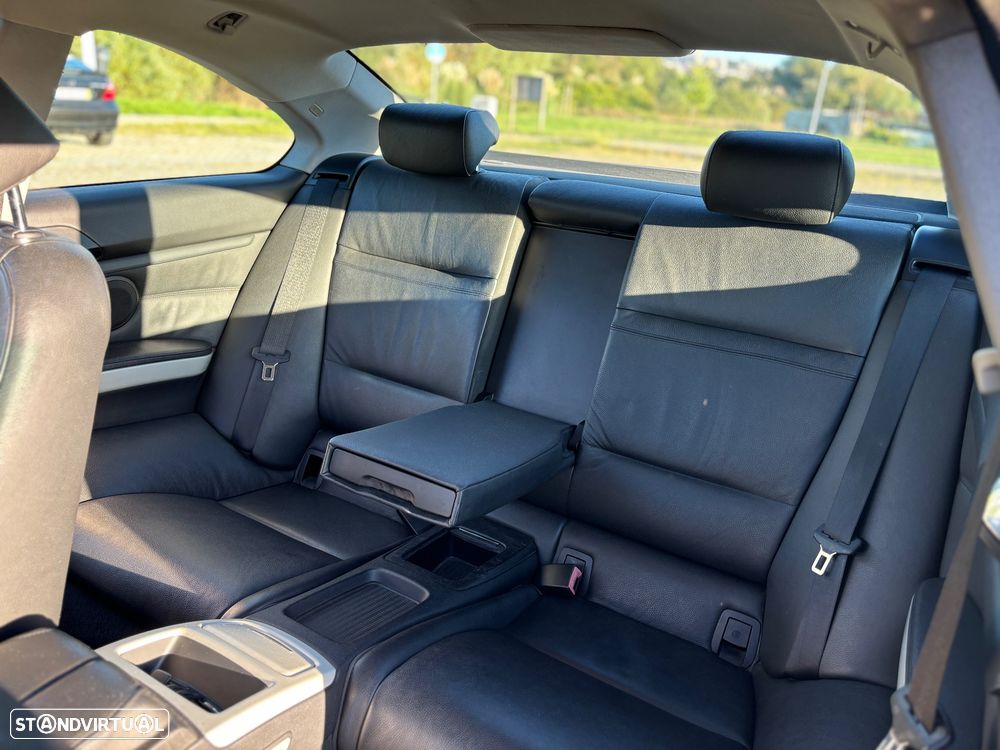 BMW 320 d Coupe Auto - 22