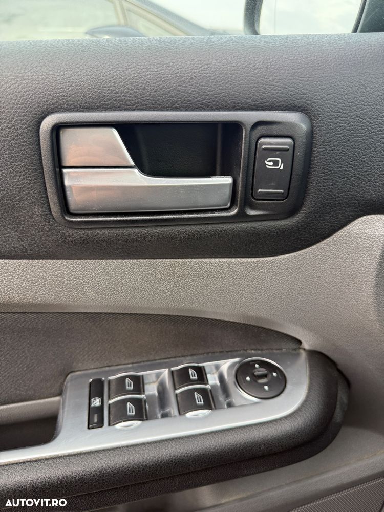 Ford Focus 2.0 TDCi DPF Style+ - 10