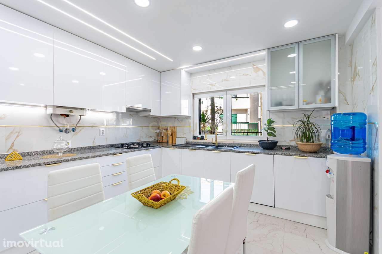 Moradia T4 + 3 em Varge-Mondar - Grande imagem: 2/39