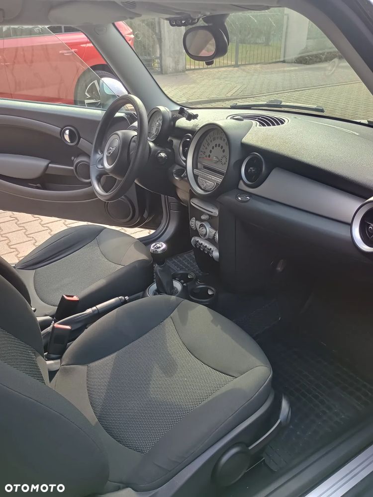 MINI ONE Standard - 16