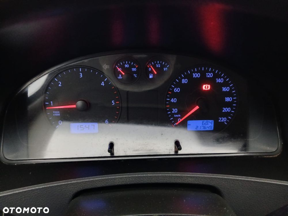 Volkswagen T5 TRANSPORTER - 12