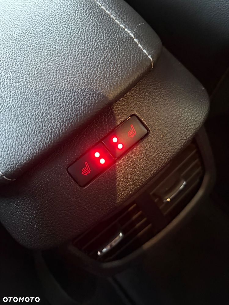 Ford Mondeo 2.0 TDCi Titanium PowerShift - 23