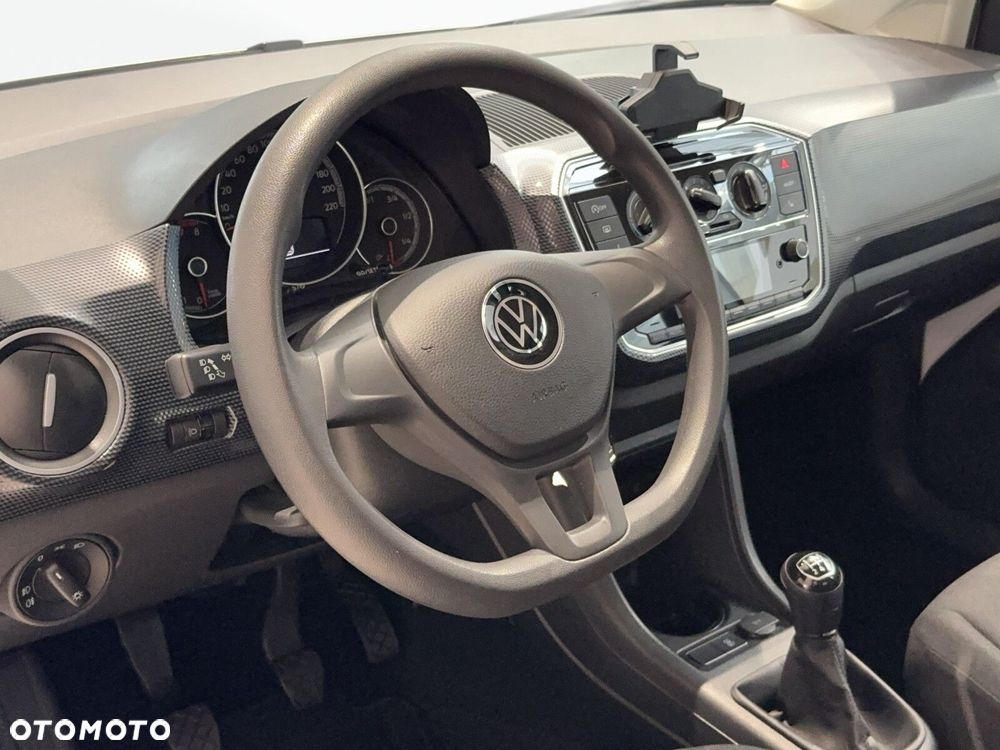 Volkswagen up! - 19