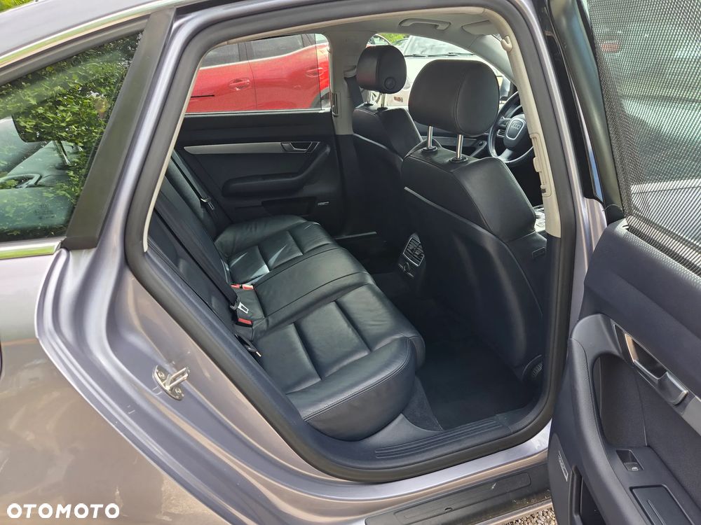 Audi A6 Limousine 2.4 - 19