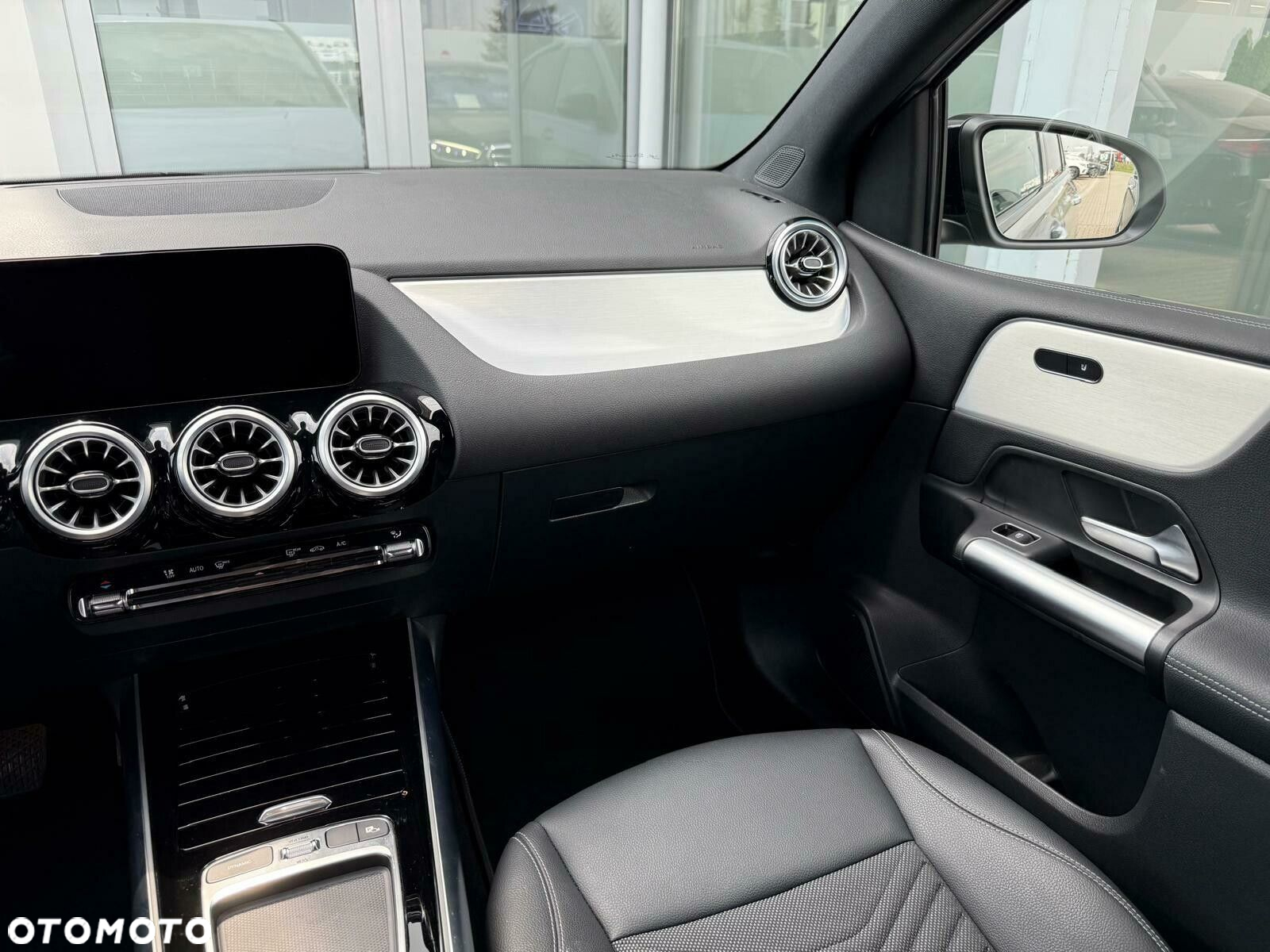Mercedes-Benz Klasa B 180 Progressive 7G-DCT - 14