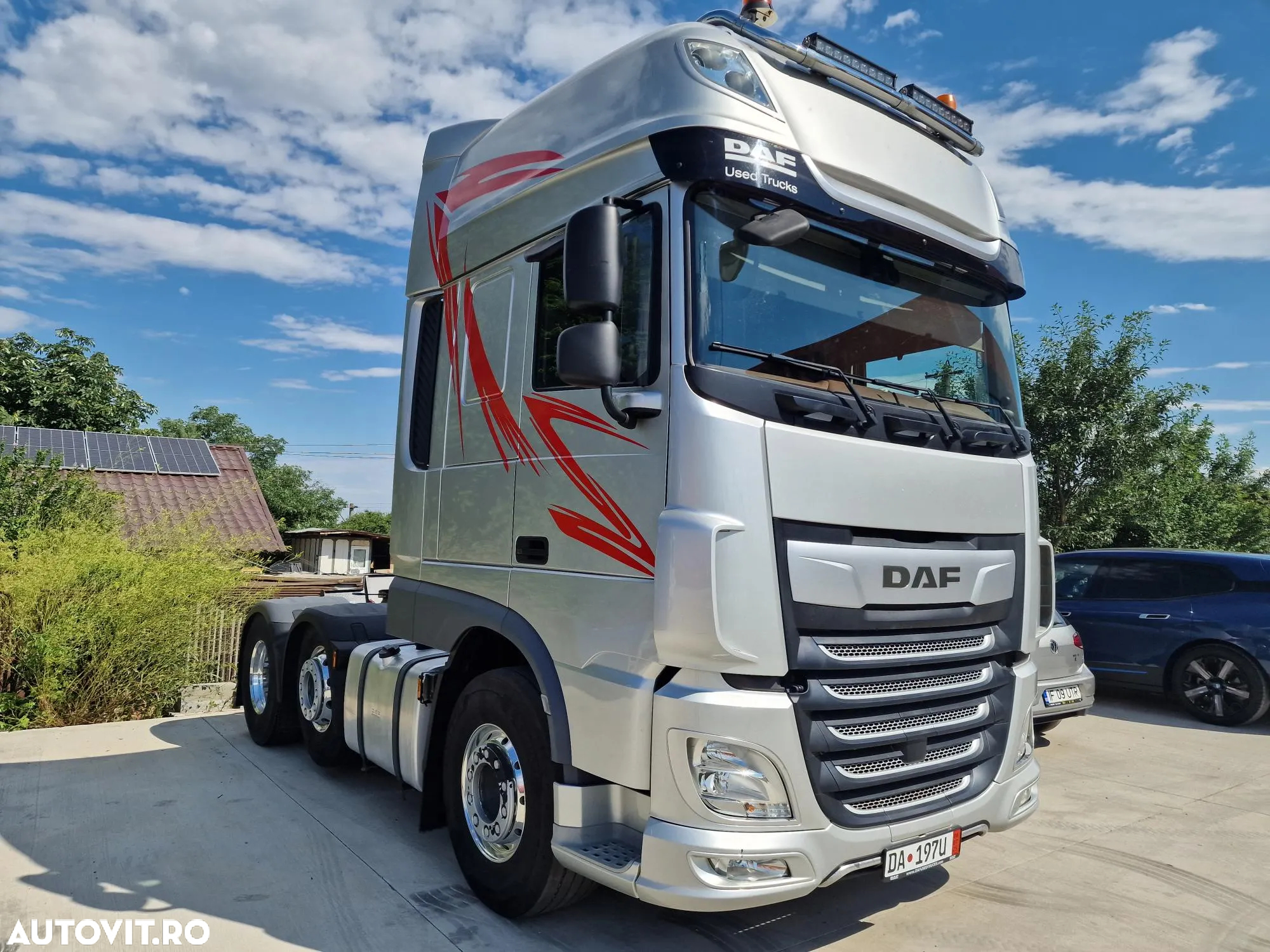 DAF XF 530 6x2, axa liftabila, RETARDER, Super Space 41900 eur+Tva, 12,9l, 2 girofaruri, proiectoare, faruri ceata, Frigider, Aer cond stationare, Anv balon puntea fata, Anv 80% ok, posibilitate leasing 4 ani,  50t cu trailer 3 axe,PROMOTIE 41900 EUR+Tva - 3