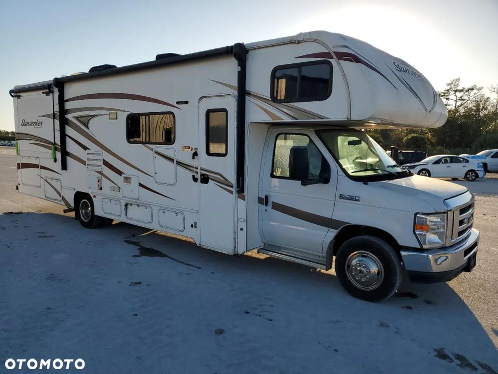 Ford Sunseeker E-450 Cutaway - 5