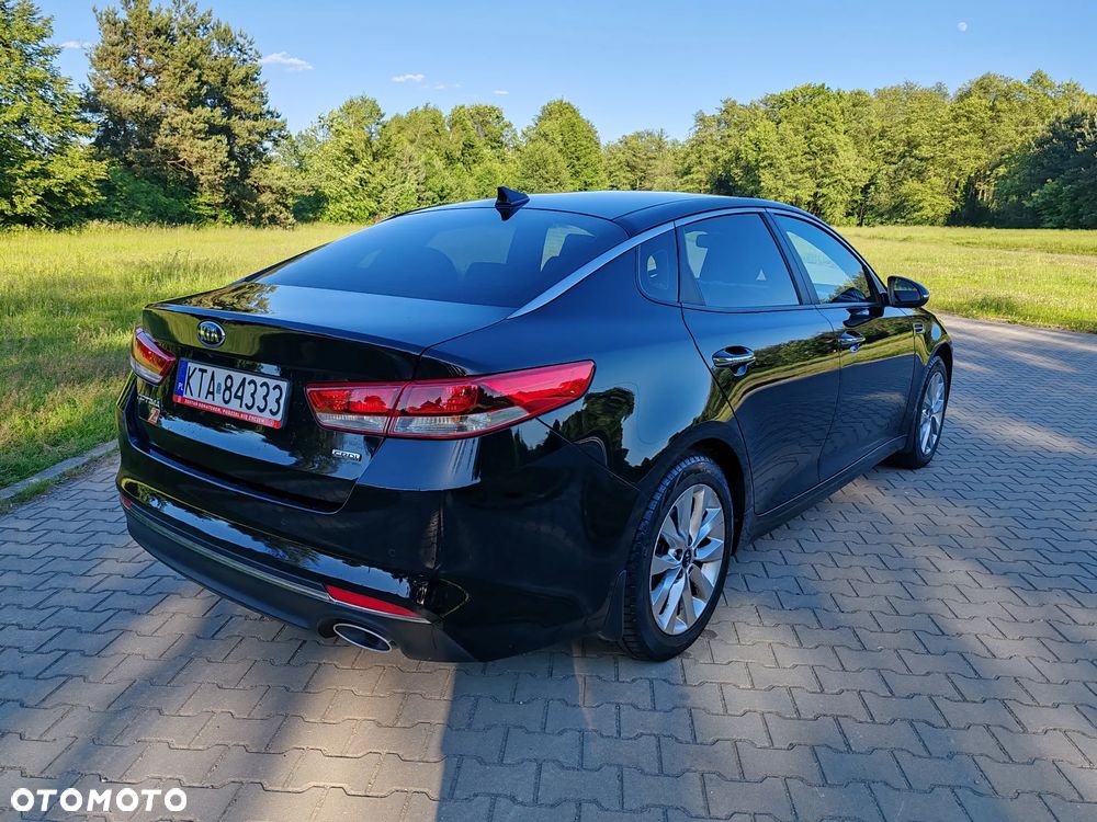 Kia Optima - 4