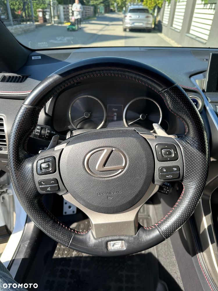 Lexus NX 300h F Sport Edition AWD - 10