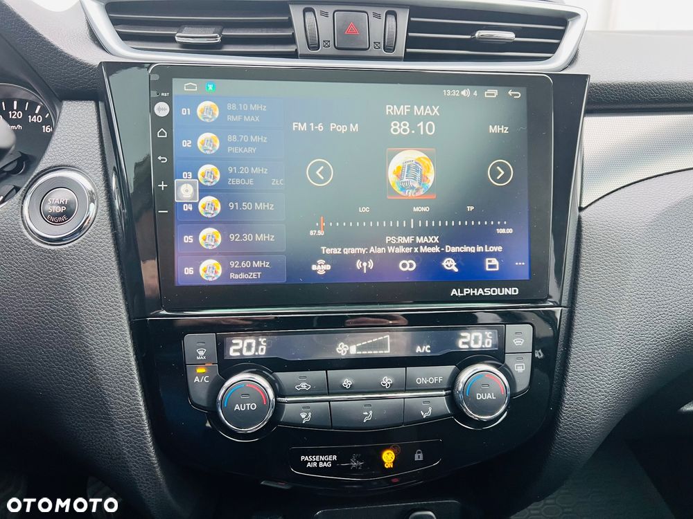 Nissan Qashqai 1.2 DIG-T N-Connecta - 24