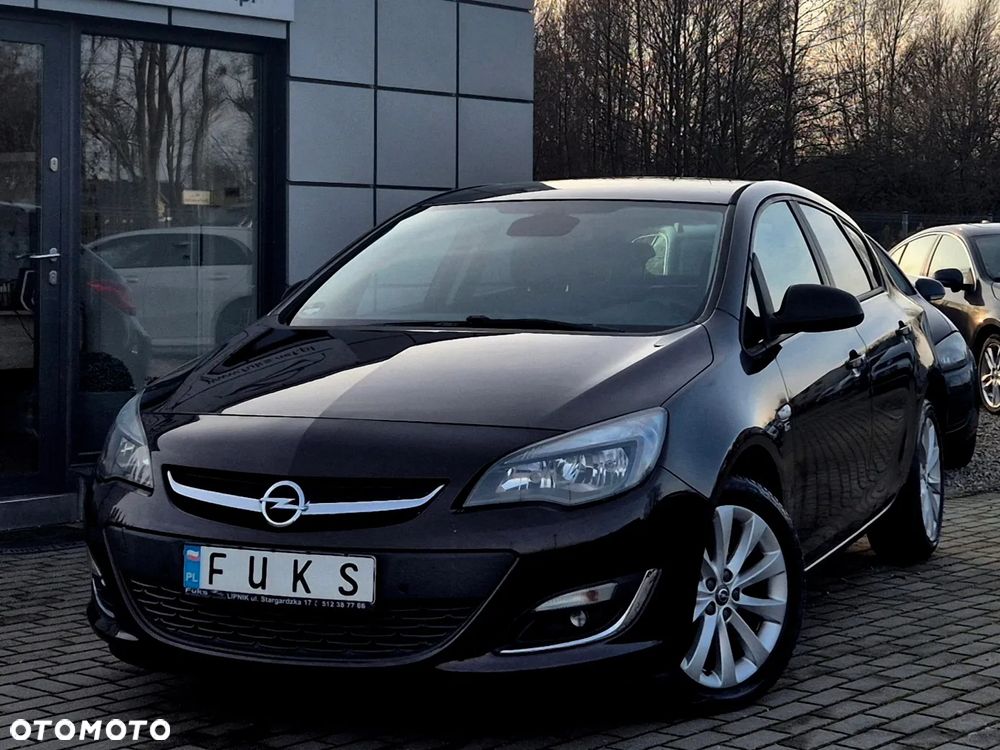 Opel Astra 1.4 Turbo 150 Jahre - 4