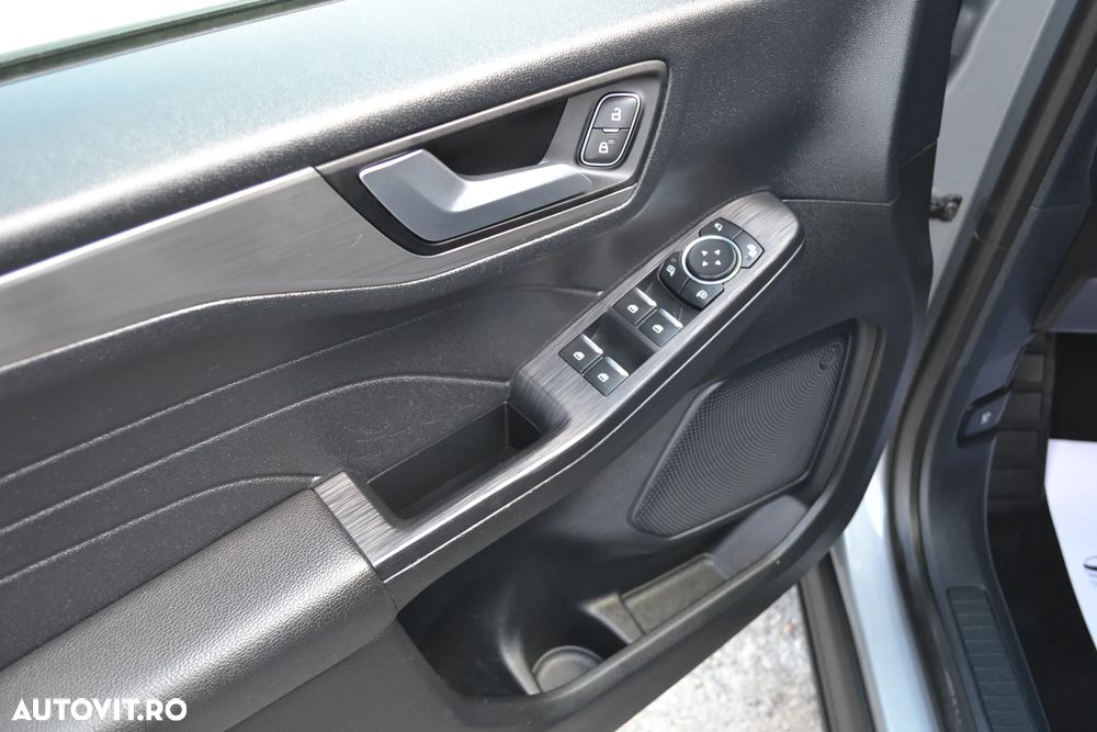 Ford Kuga 2.5 Duratec FHEV AWD Titanium X - 8
