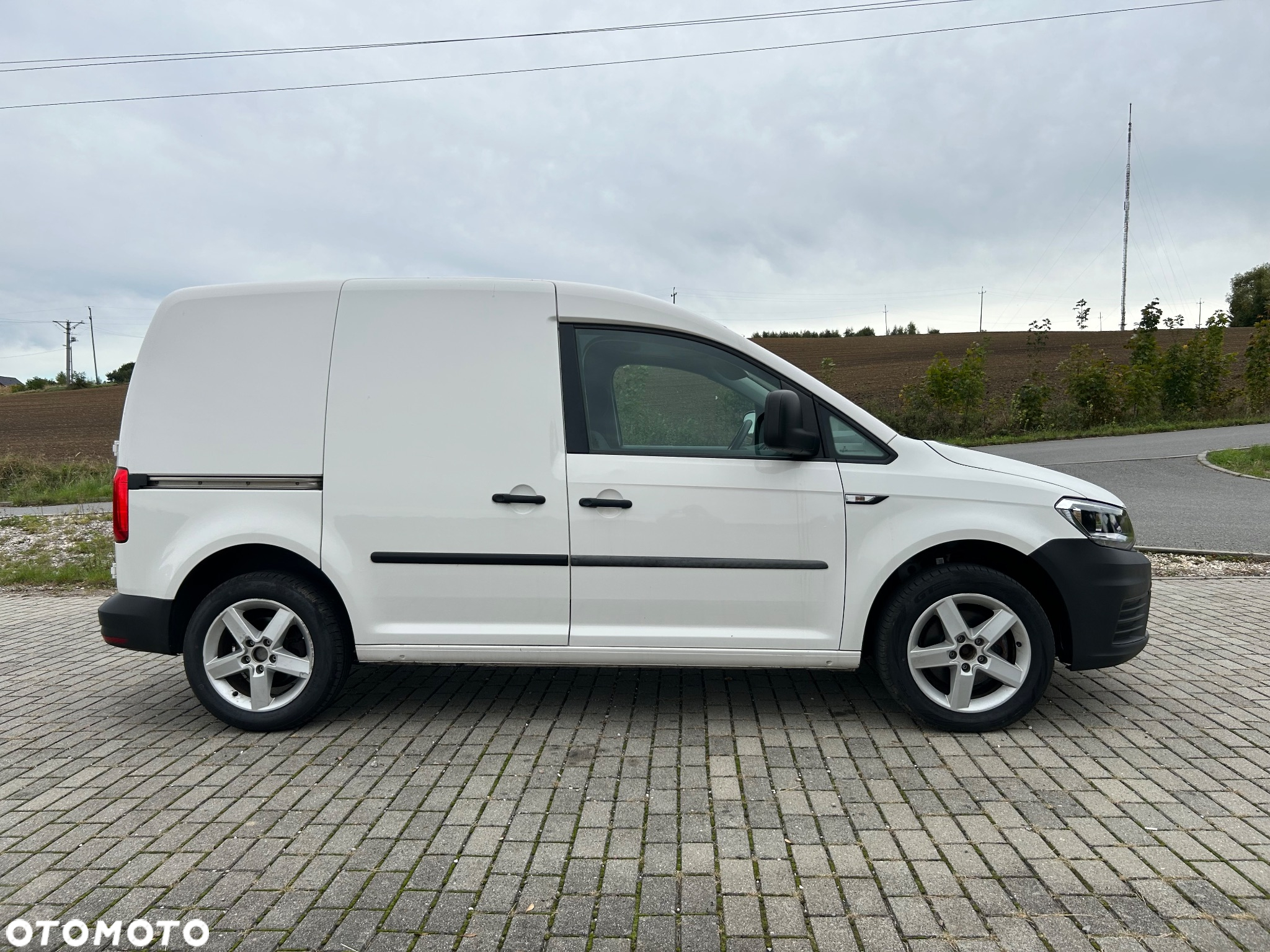 Volkswagen Caddy - 4