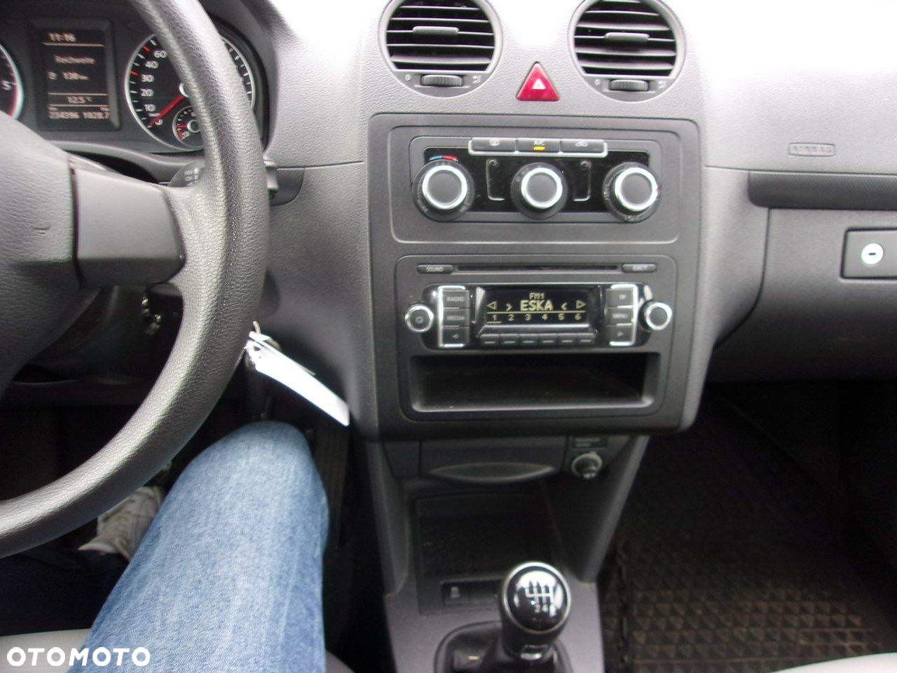 Volkswagen Caddy 2.0 TDI Comfortline Edition 4Motion - 24