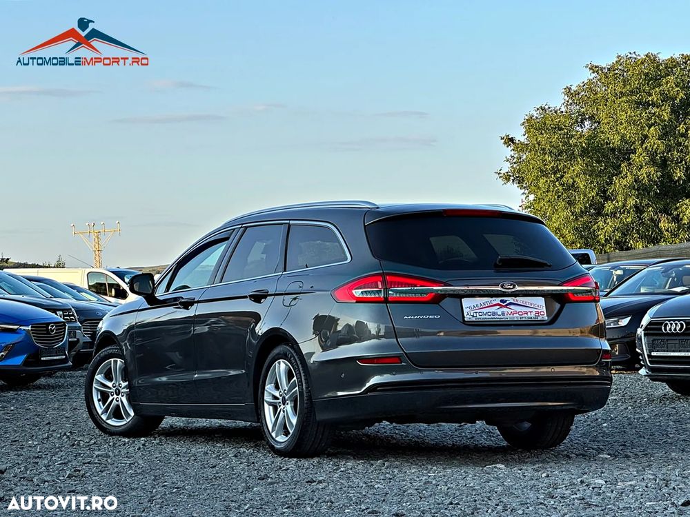 Ford Mondeo 2.0 TDCi Powershift Titanium - 4