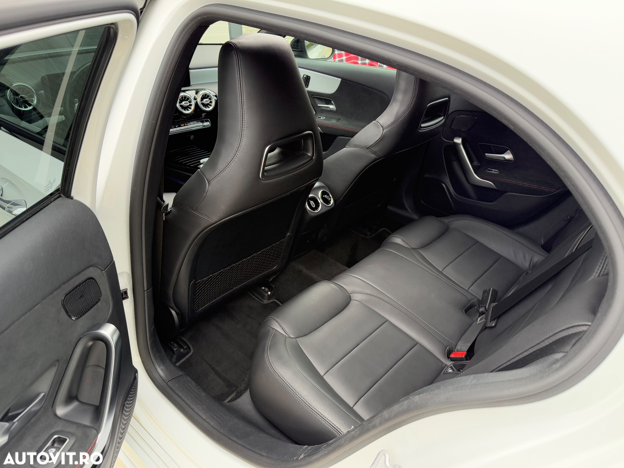 Mercedes-Benz A 180 7G-DCT Edition AMG Line - 19