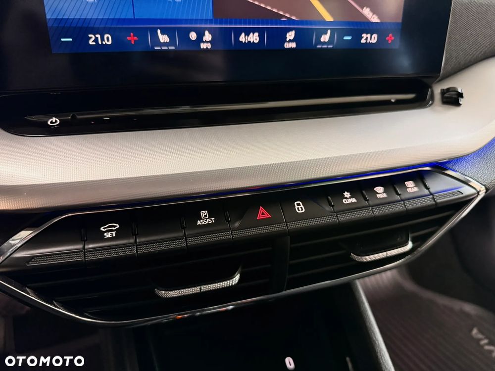 Skoda Octavia 2.0 TDI Sportline DSG - 18