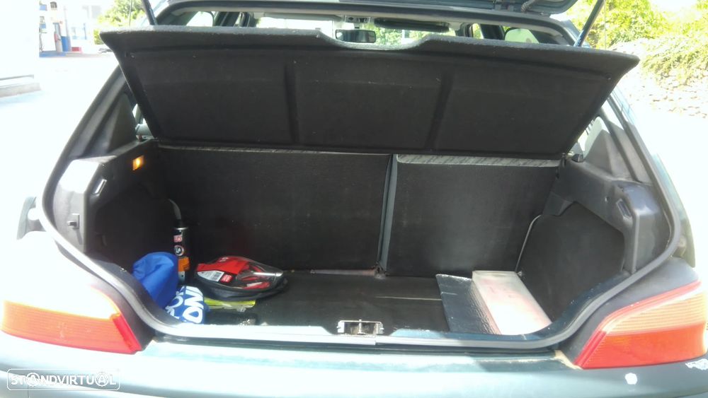 Peugeot 106 - 8