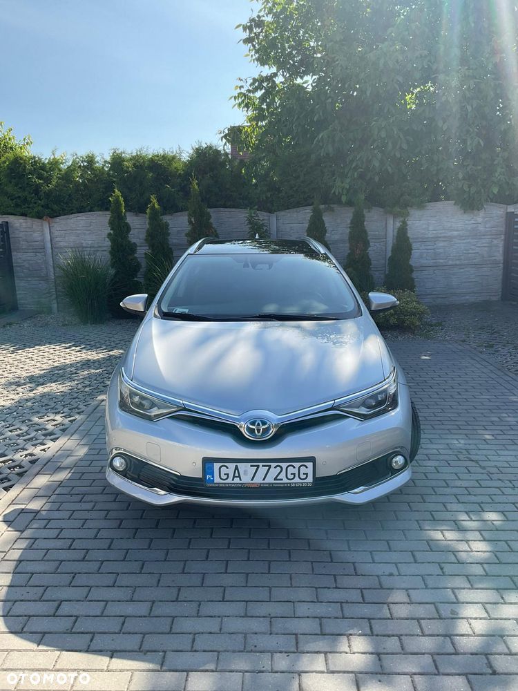 Toyota Auris Hybrid 135 Prestige - 3