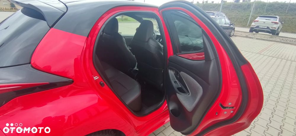 Toyota Yaris 1.5 Premiere Edition CVT - 9