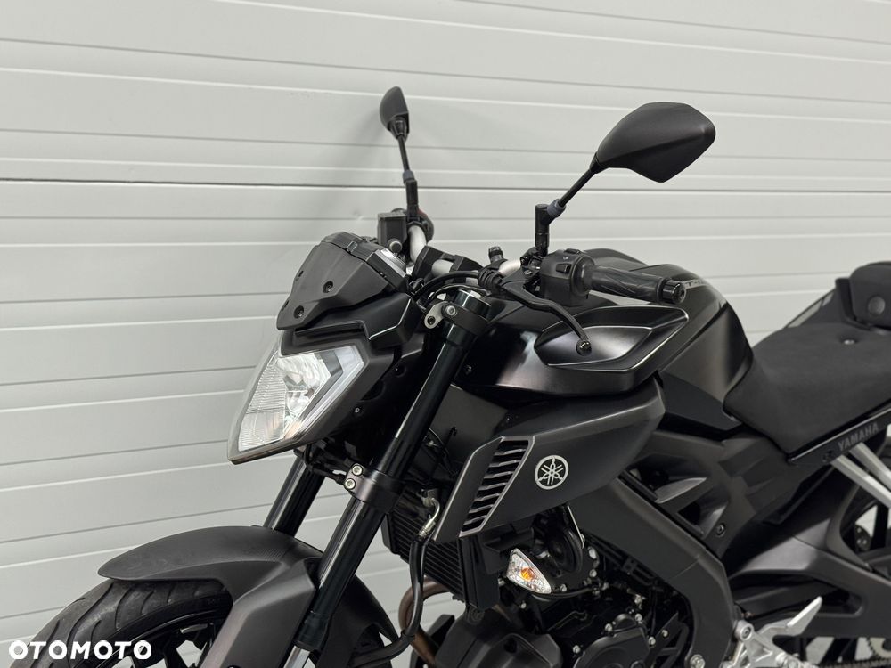 Yamaha MT - 19