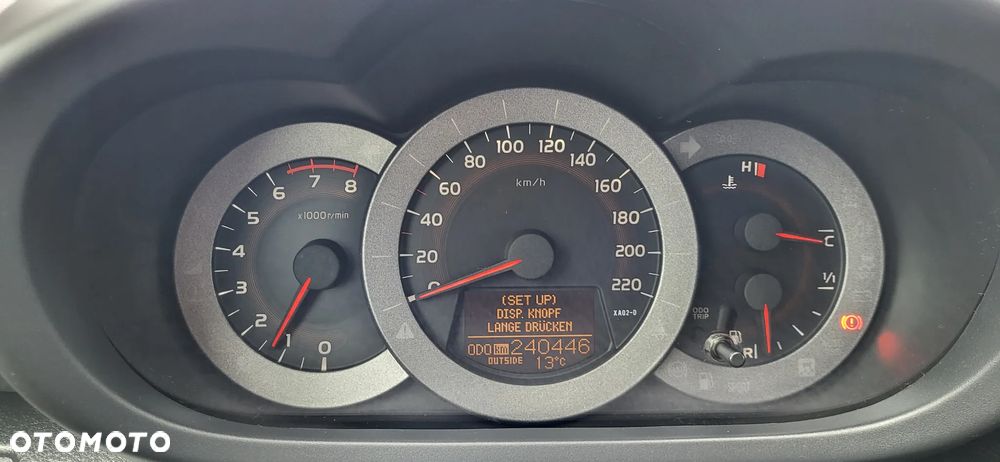 Toyota RAV4 2.0 4x4 Travel - 23