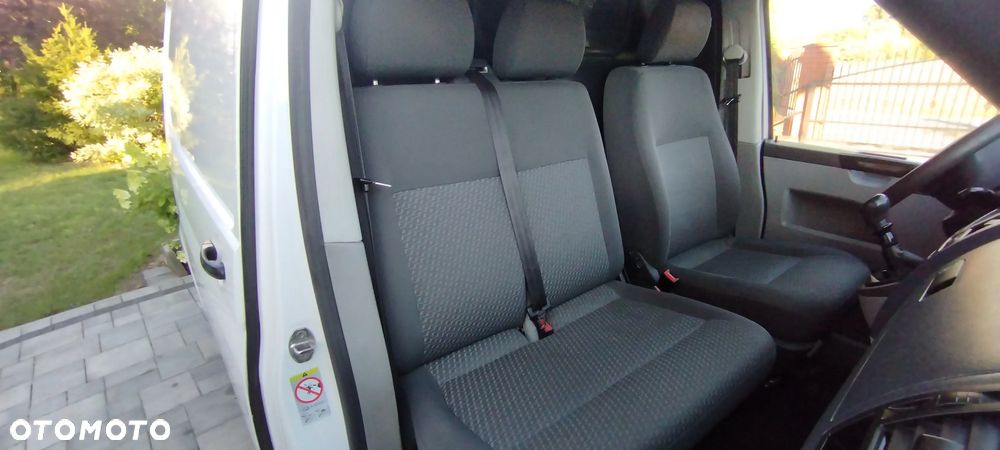 Volkswagen Transporter T5 - 16