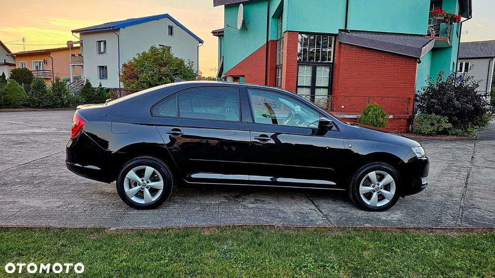 Skoda RAPID 1.4 TSI Active DSG - 8