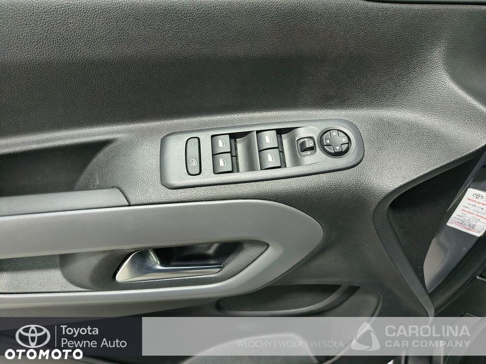 Toyota Proace City Verso 1.2 D-4T Business - 10