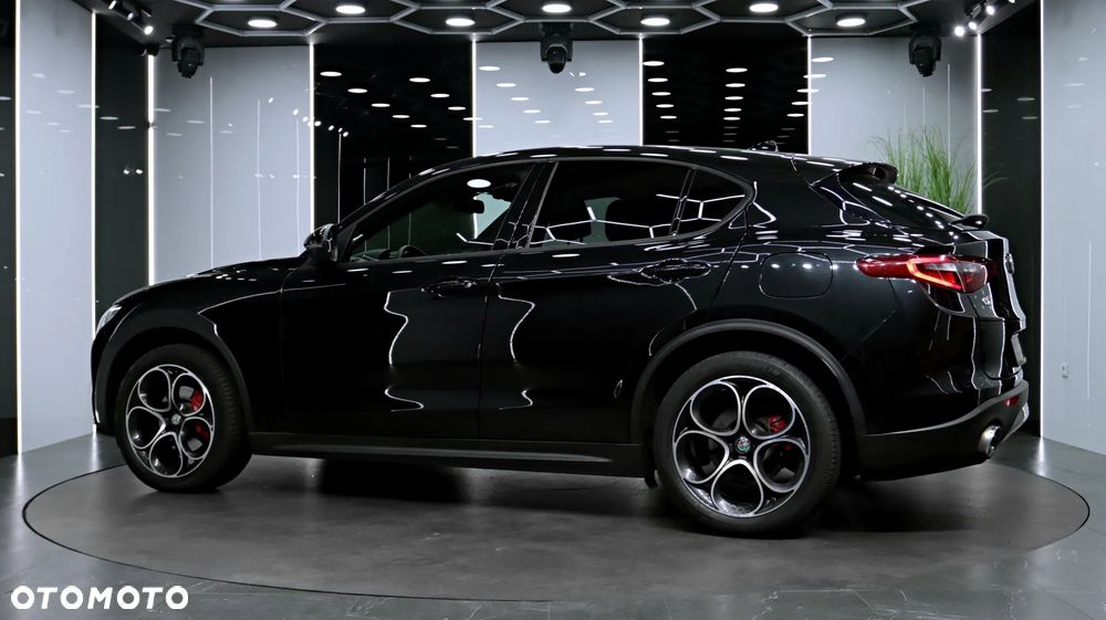 Alfa Romeo Stelvio 2.0 Turbo Executive Q4 - 5