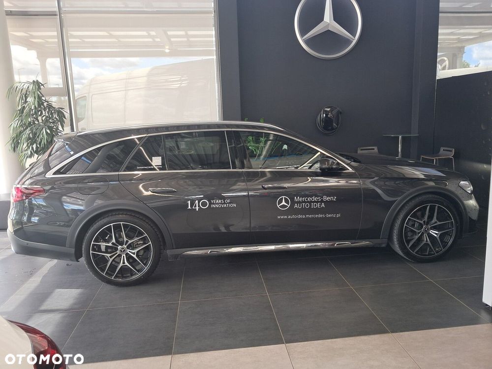 Mercedes-Benz Klasa E 220 d mHEV 4-Matic All-Terrain Avantgarde 9G-Tronic - 18