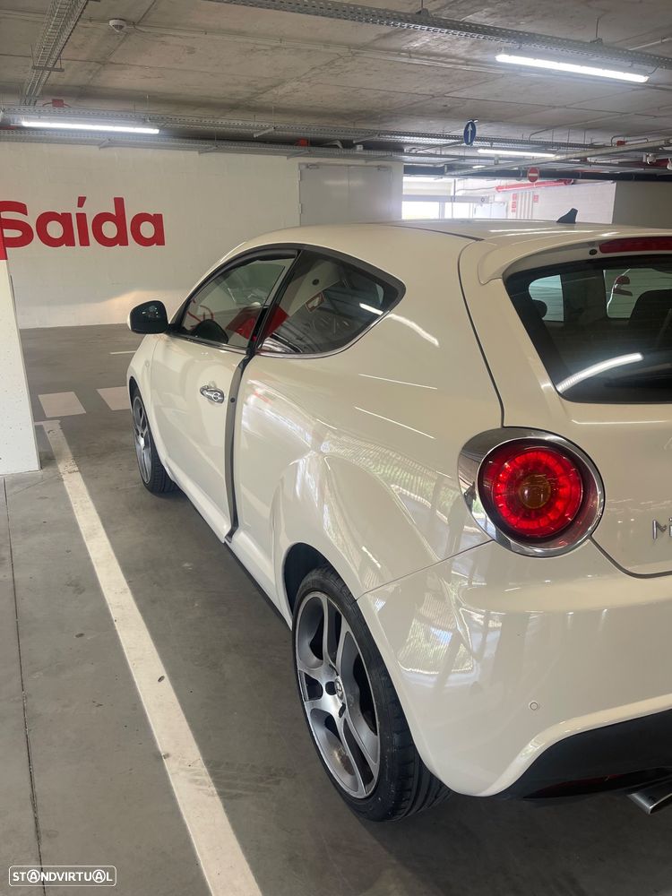 Alfa Romeo MiTo 1.6 JTD Distinctive - 4