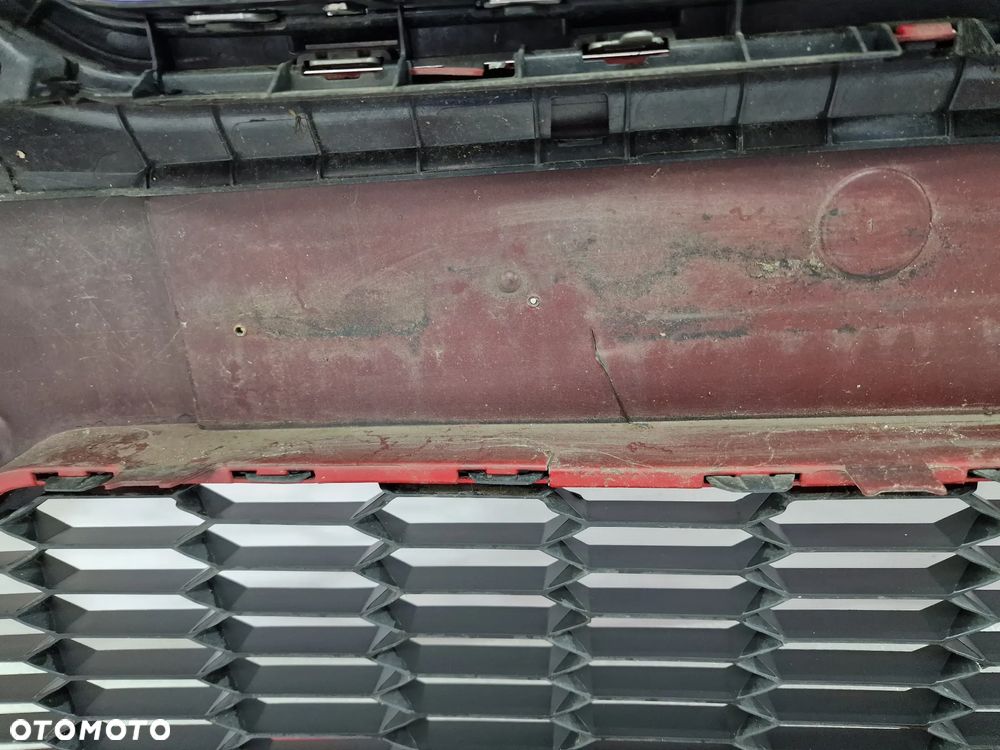 SEAT LEON 3 III 5F0 LIFT FR 16- KOMPLETNY ZDERZAK PRZEDNI PRZÓD + GRILL + KRATKA ŚRODKOWA , ŁADNY , KOLOR CZERWONY , NR 5F0807221AB / 5F0807221AJ , NR AUKCJI NZ971 - 33