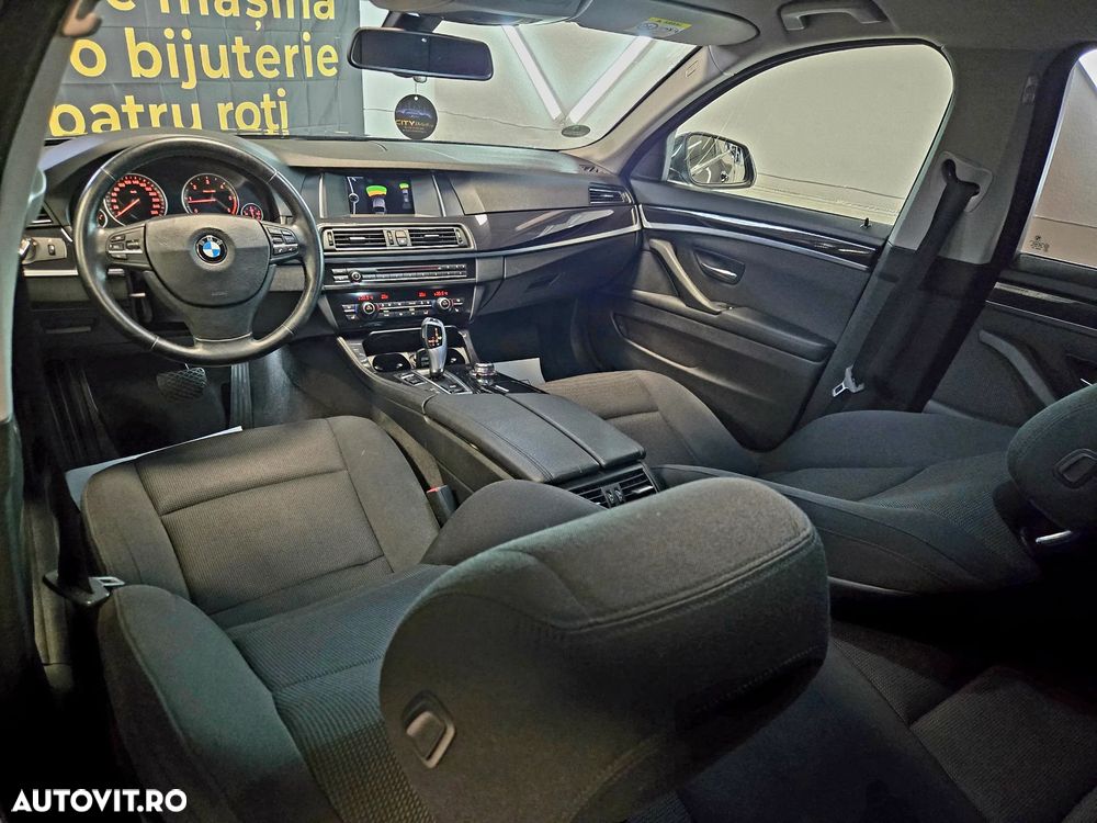 BMW Seria 5 525d xDrive Aut. - 14