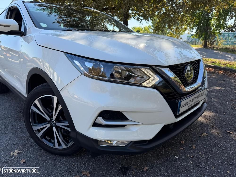 Nissan Qashqai 1.3 DIG-T MHEV Premiere Edition - 2