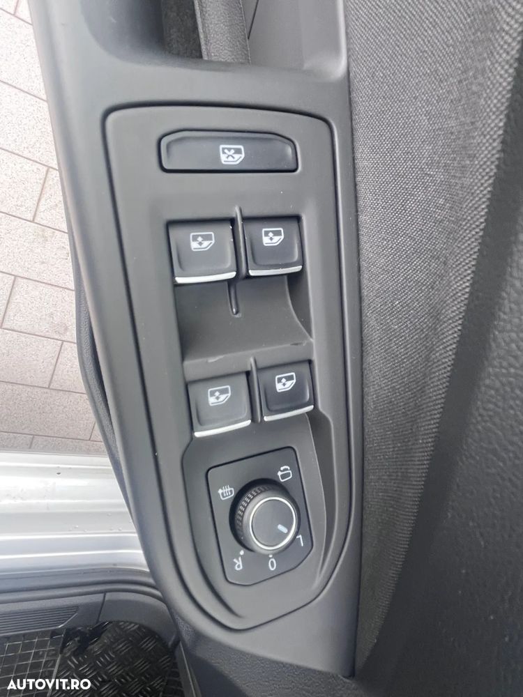 Volkswagen Golf Variant 2.0 TDI 115CP DSG Style - 9