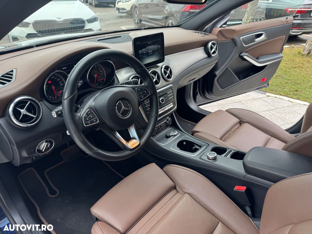 Mercedes-Benz CLA 200 7G-DCT - 13