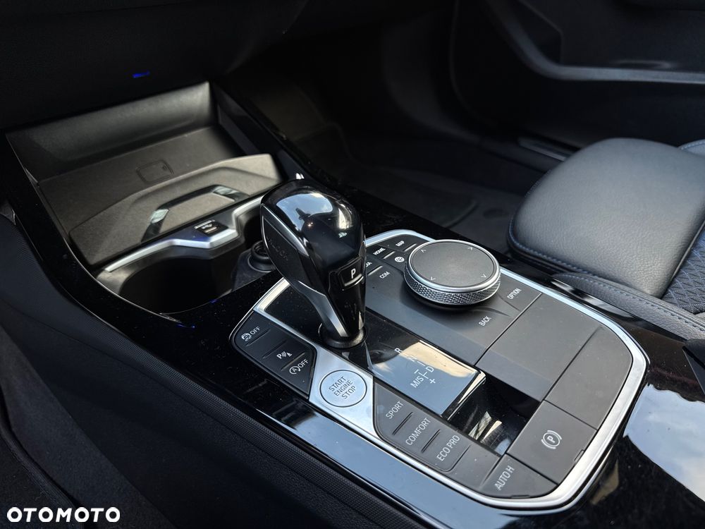 BMW Seria 1 120i M Sport - 12