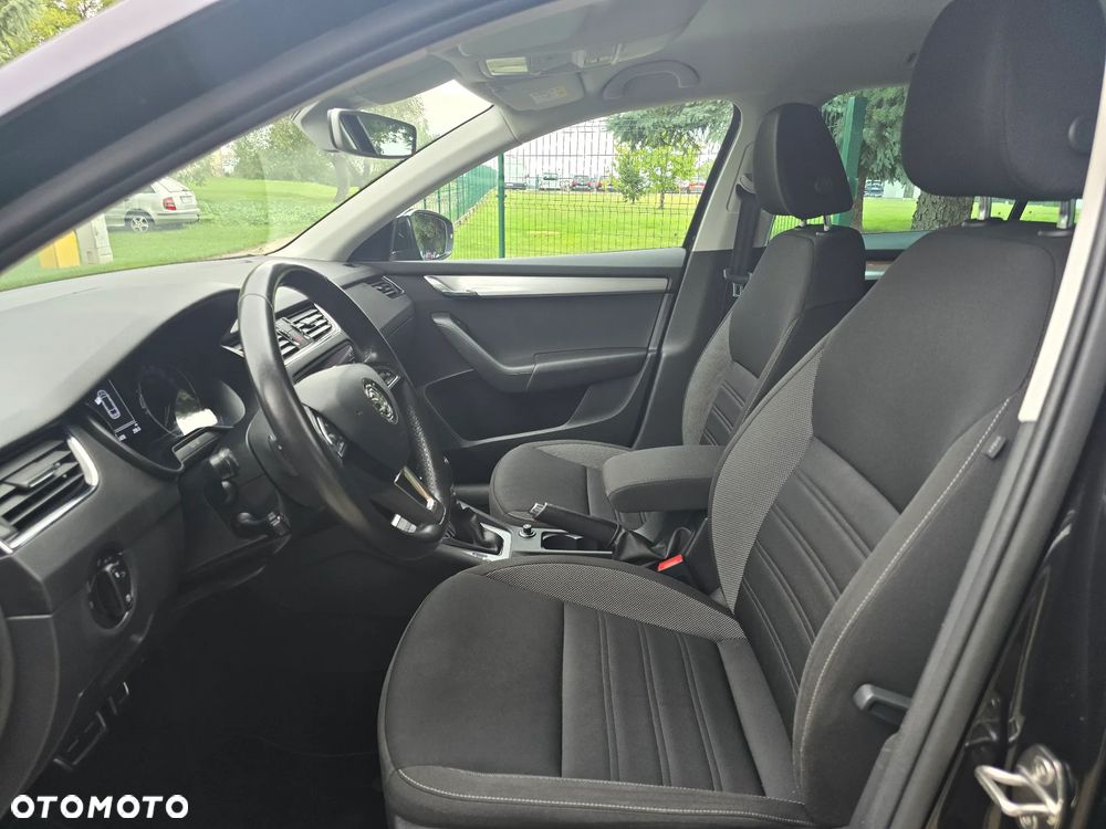 Skoda Octavia - 2