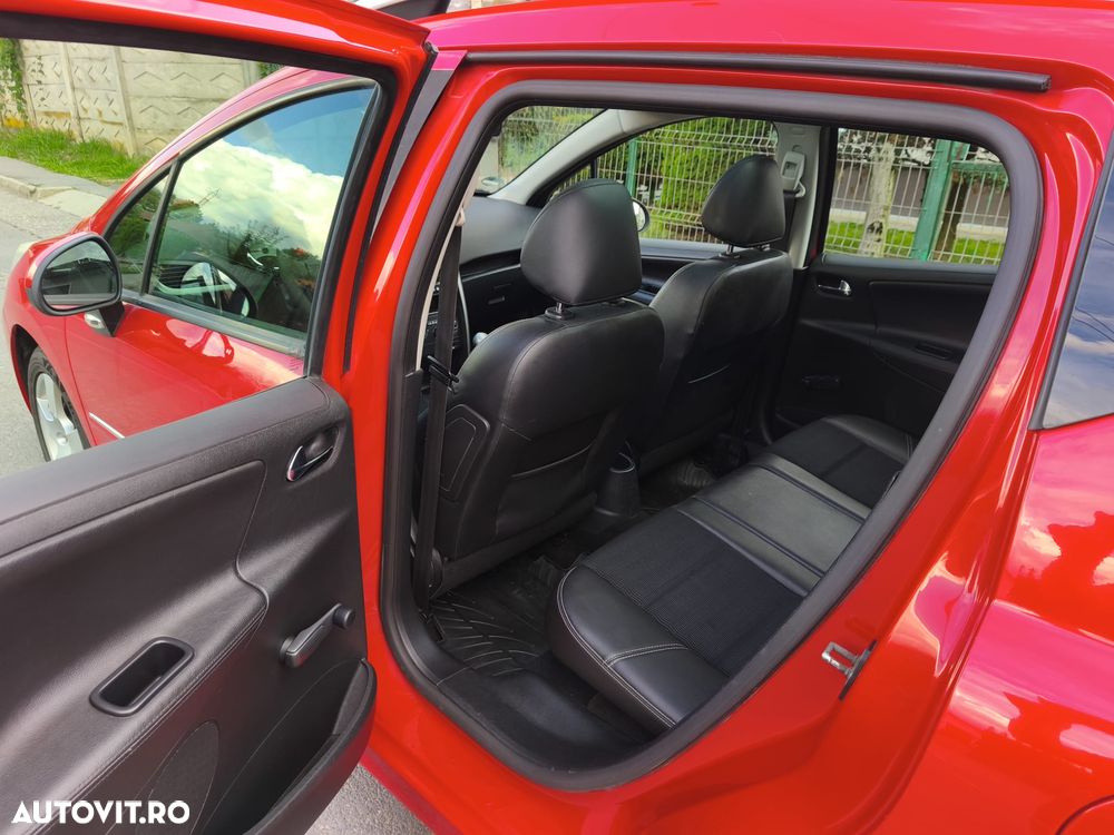 Peugeot 207 - 5